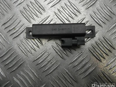 Nissan EH05180717 LEAF (ZE1) 2019 Récepteur - Image 1