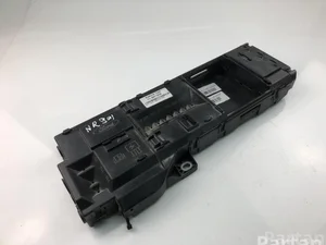 Ford BK2T14401 TRANSIT CONNECT Box 2015 Caja de fusibles