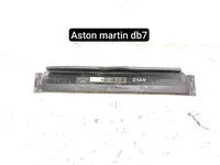 Aston Martin DB7 Volante 2002 Garniture de radiateur