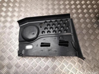 Mercedes-Benz A1726800236 SLK (R172) 2013 Rembourrage de coffre - Image 1