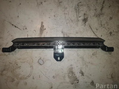 Volvo 8658948 V70 II (SW) 2002 Feu arrière - Image 1