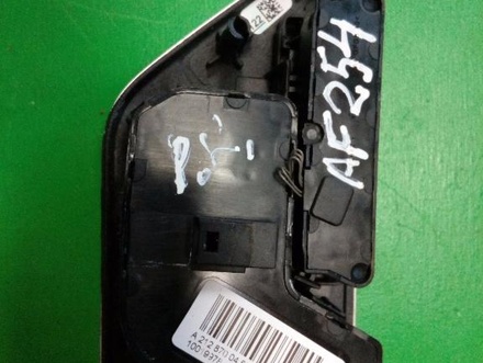 MERCEDES-BENZ A 212 870 04 58 / A2128700458 E-CLASS Convertible (A207) 2011 Switch module for seat