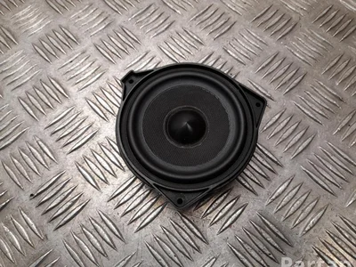 Mercedes-Benz A 222 820 14 02 / A2228201402 S-CLASS (W222, V222, X222) 2015 Haut-parleur Right Rear Left Rear - Image 1