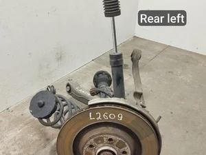 Gebrauchtes Original Audi A5 (8T3) 2010 Hinterer Radlagergehäuse komplett linke Seite