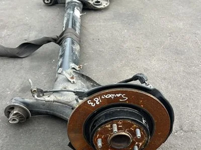 Toyota 421100D460 Yaris Cross XP210 2023 poutre d'essieu arrière - Image 1