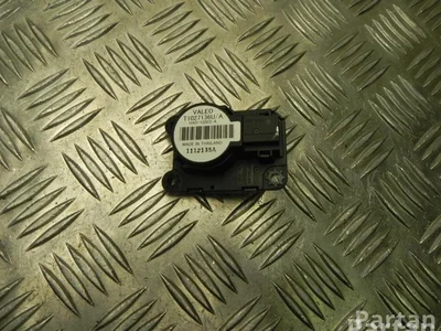 Renault T1027136U SCÉNIC III (JZ0/1_) 2014 Moteur de réglage pour volet de régulation - Image 1