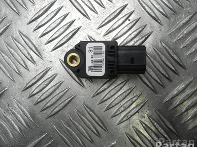 Toyota 89831-02100 / 8983102100 AURIS (_E15_) 2012 Capteur d'impact (systèmes d'airbag) - Image 1