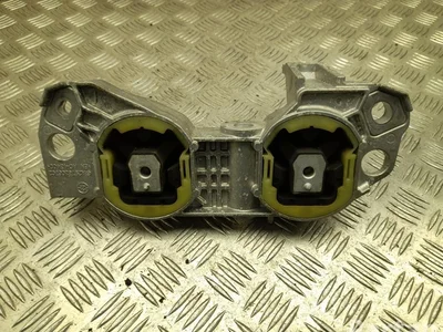 Mercedes-Benz A 297 830 67 02 / A2978306702 EQE V295 2022 Support moteur - Image 1