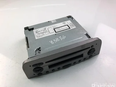 Alfa Romeo 156048410 147 (937_) 2003 Radio / lecteur CD - Image 1