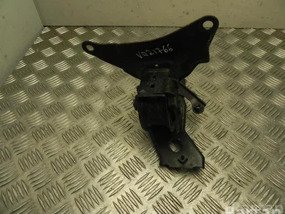 Toyota AV-A3124 / AVA3124 YARIS (_P13_) 2013 Support moteur - Image 1