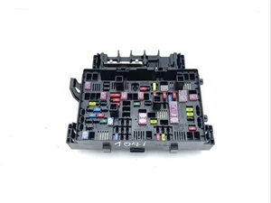 Jeep 68564722AA, 06980126Z, 06980126Z-1 / 68564722AA, 06980126Z, 06980126Z1 Wagoneer/ Wagoneer L WS 2023 Розетка предохранителей
