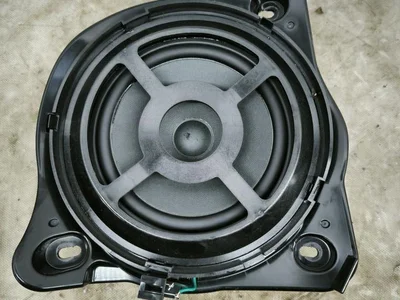 Mercedes-Benz A2058201502 C-CLASS (W205) 2015 Haut-parleur - Image 1