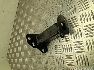 Nissan 561100277R JUKE (F16) 2022 Support / montage - Image 1