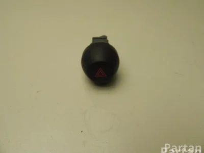 Toyota 15B060 RAV 4 III (_A3_) 2008 Éclairage d'urgence / interrupteur de danger - Image 1