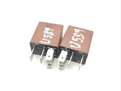 Maserati 232307 QUATTROPORTE V 2010 Relais - Image 1