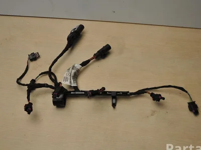 Audi 06L971627AB A5 Sportback (F5A) 2019 Fils du compartiment moteur - Image 1