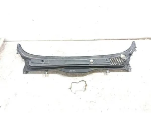 Maserati 80065300, 10140177 GRAN TURISMO 2012 Wiper Trim