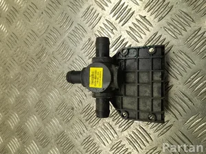 Tesla 1064225-00-C / 106422500C MODEL X 2016 Dodatkowa pompa wody