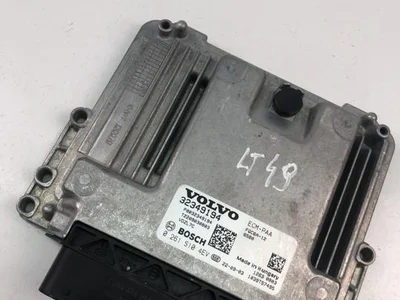 Volvo 32349194; 0261S104EV / 32349194, 0261S104EV XC40 2023 Control unit for engine - Image 1