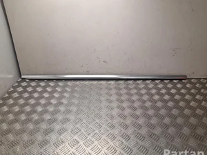 Mercedes-Benz A 167 730 65 07 / A1677306507 GLE (W167) (2019 ...) 2019 Décoration de cadre de verre porte