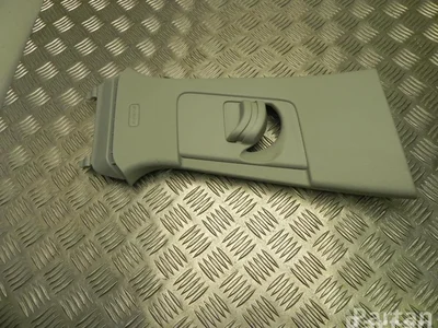 Audi 81A 867 244 / 81A867244 Q2 (GA) 2018 Tapisserie voiture right side - Image 1