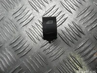 Ford 8M5T-14529-BA / 8M5T14529BA FOCUS III 2013 Bouton de lève-vitre