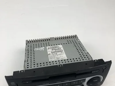 Mitsubishi 8701A239 COLT VI (Z3_A, Z2_A) 2004 Radio / lecteur CD - Image 1