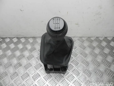 Dacia 349015097R Sandero III (DJF/BJI cross) 2022 Levier de vitesse - Image 1