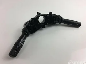 Hyundai 3753MA-2211 / 3753MA2211 i40 CW (VF) 2011 Bouton multifonction pour volant