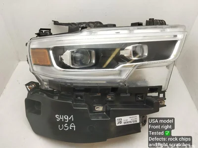 Dodge 68316084AG, P68316084AG, F00HTC702406, LE17F6410 RAM 1500 IV gen 2019 Phare USA - Image 1