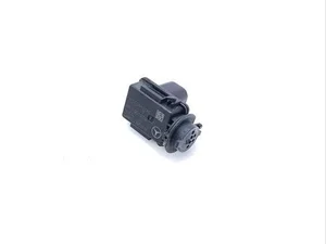 Aston Martin A0009055800 DBX 2021 Przepływomierz objętościowy powietrza