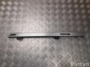 Audi 4M1 853 242 B / 4M1853242B Q7 (4M) 2019 Trim right side