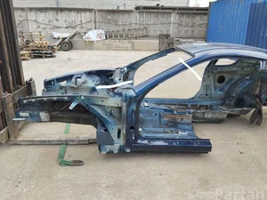 Maserati GRAN TURISMO 2012 Quart de corps Left Front