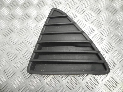 Ford BM51-17K947-A / BM5117K947A FOCUS III Saloon 2013 Grillades - Image 1