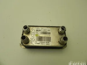 Mercedes-Benz A 099 500 23 00 / A0995002300 SLK (R172) 2014 Refroidisseur d'huile