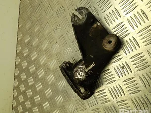 Mercedes-Benz 1102233004 S-CLASS (C126 Coupe) 1980 Support