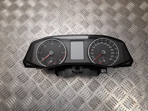 Volkswagen 2H6 920 873 / 2H6920873 AMAROK Platform/Chassis (S1B) 2017 Tableau de bord km/h