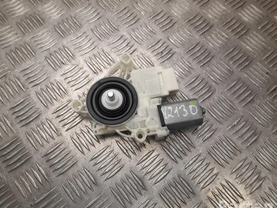 BMW 9 479 072 / 9479072 X5 (G05) 2018 Moteur de lève-vitre Right Front - Image 1