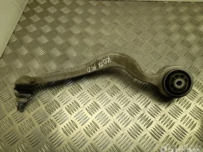 Mercedes-Benz A2130200 EQC (N293) 2022 Devant  levier inférieur incurvé - Image 1