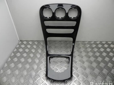 Mercedes-Benz A 205 680 51 07 / A2056805107 C-CLASS (W205) 2015 Cadre - Image 1