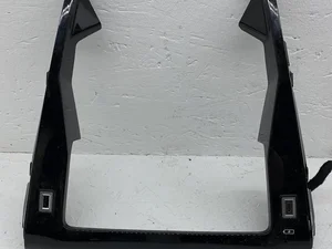 Peugeot 9828368880 208 II (P21) 2021 Garniture de la console centrale