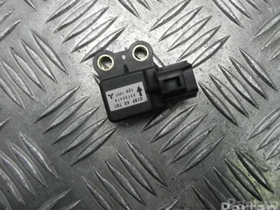 Mazda G18P437G1 323 F VI (BJ) 2002 Capteur d'impact (systèmes d'airbag) - Image 1