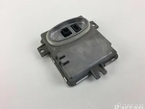 Volvo 626.11.104.99 / 6261110499 V70 III (BW) 2007 unidad de control electrónico del alcance de las luces delanteras