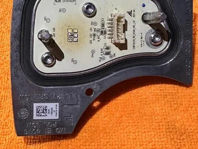 Chrysler 6002TP0105 Pacifica 2018 Valdymo blokas pasisukančių žibintų - Nuotrauka 1