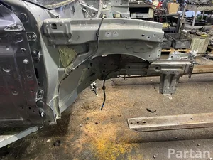 Dacia BIGSTER 2025 ćwiartka samochodowa z przodu po prawej