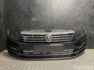 Volkswagen PASSAT (3G2) 2017 Zderzak z przodu