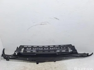 Ford LV4B17E911 Kuga III 2020 Cadre de pare-chocs