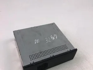 Audi 4D0919146D A4 (8EC, B7) 2008 TV-Tuner