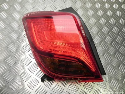 Toyota KOITO 0D-166, E4 17489 / KOITO0D166, E417489 YARIS (_P13_) 2016 Feu arrière - Image 1