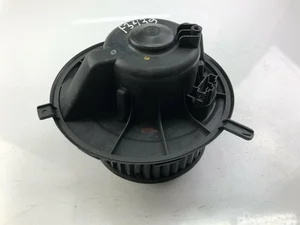 Volkswagen 1K1819015C CADDY III Box (2KA, 2KH, 2CA, 2CH) 2011 Ventilateur / Souffleur